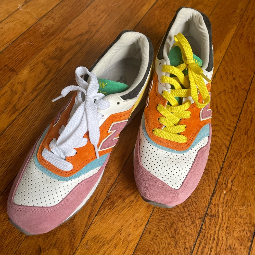 STAUD X NEW BALANCE